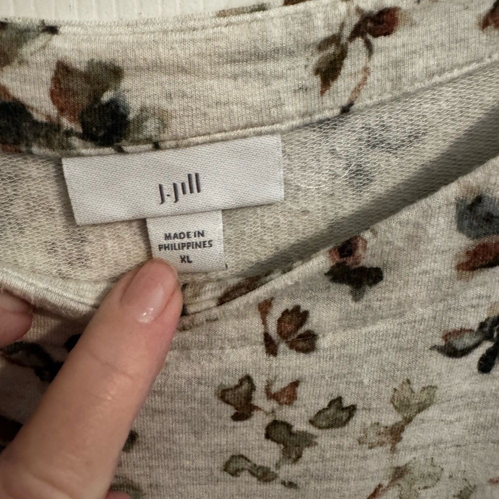 J. Jill Women's Boat Neck Ivory Floral Print Peasant Loose Fit Tunic Top Size XL - Picture 4 of 9